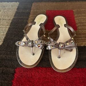Valentino Garavani  Rockstud Sandals